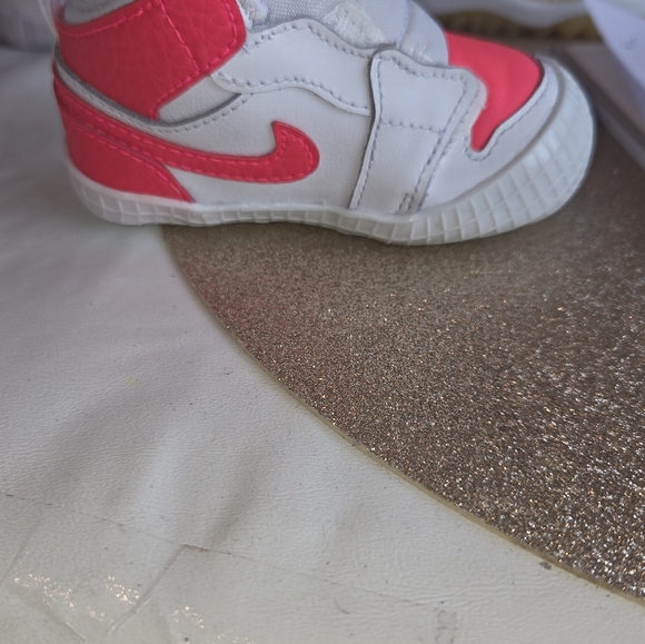 Jordan - Picture 3 of 8